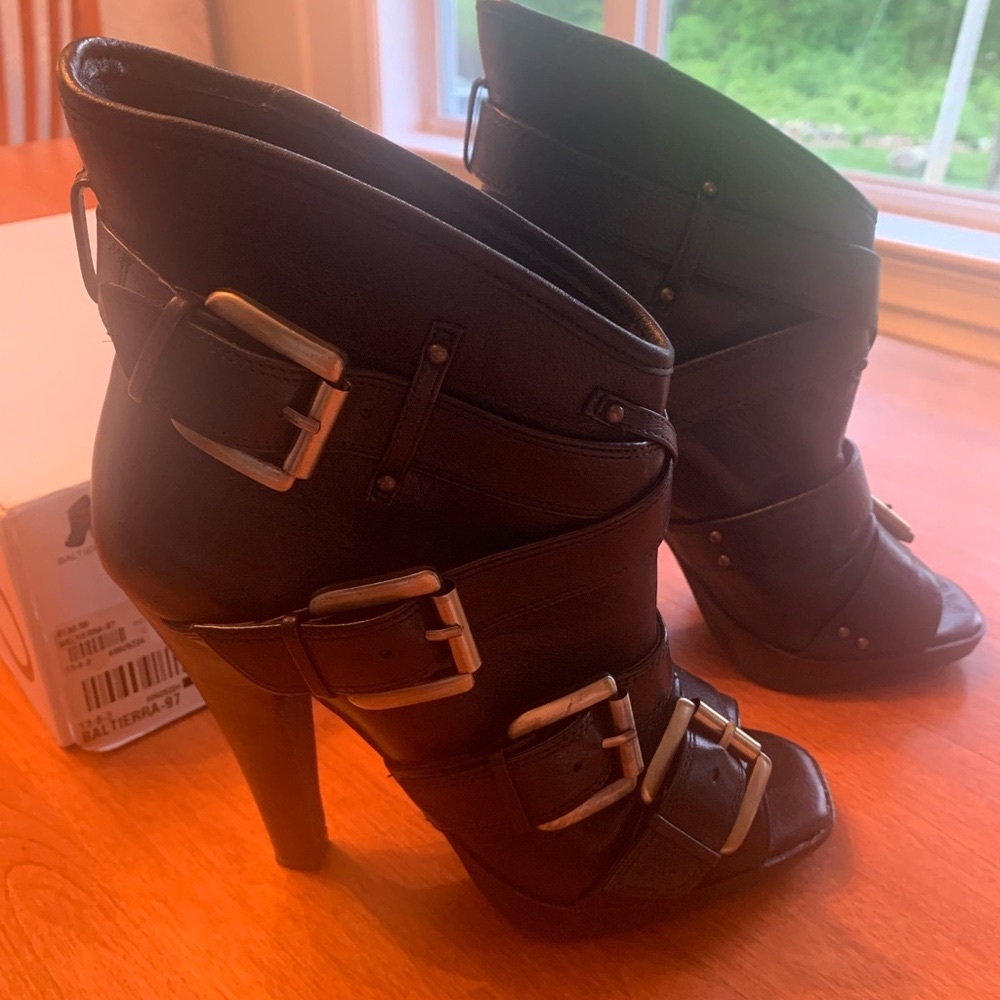 Leather open toe buckle heel boots! Never Worn w/box